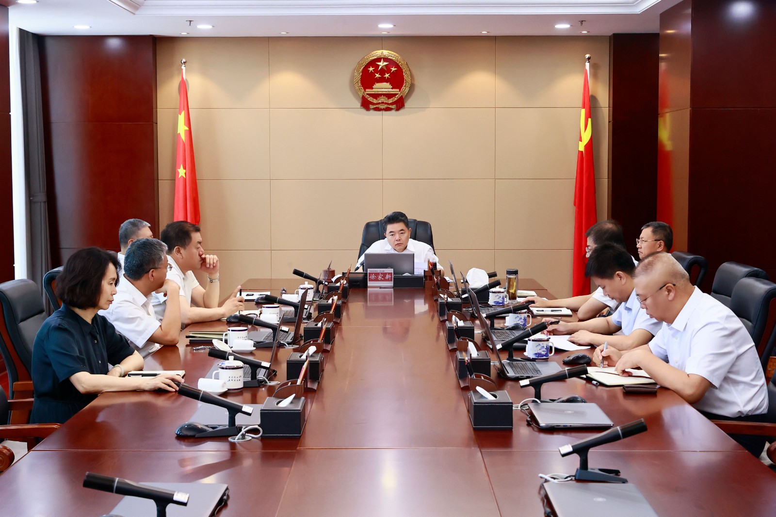 省法院召开党组（扩大）会议