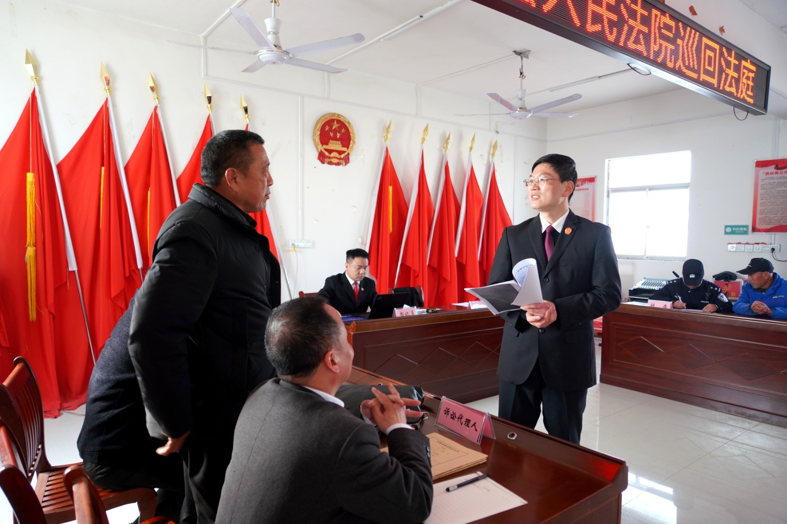 颍上法院八里河法庭：巡回调解护生态..