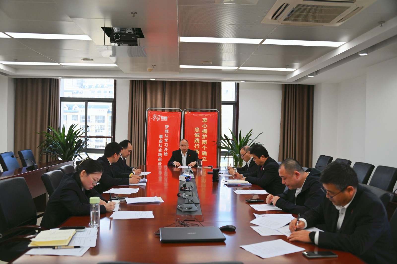 方热烈参加宿松法院第一党支部..