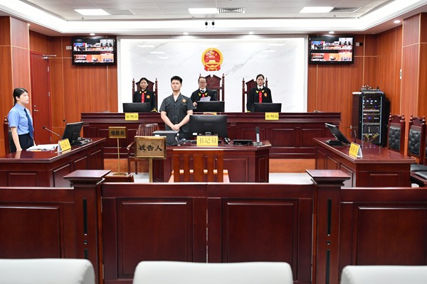 国际禁毒日 | 集中开庭！敲响禁毒警钟
