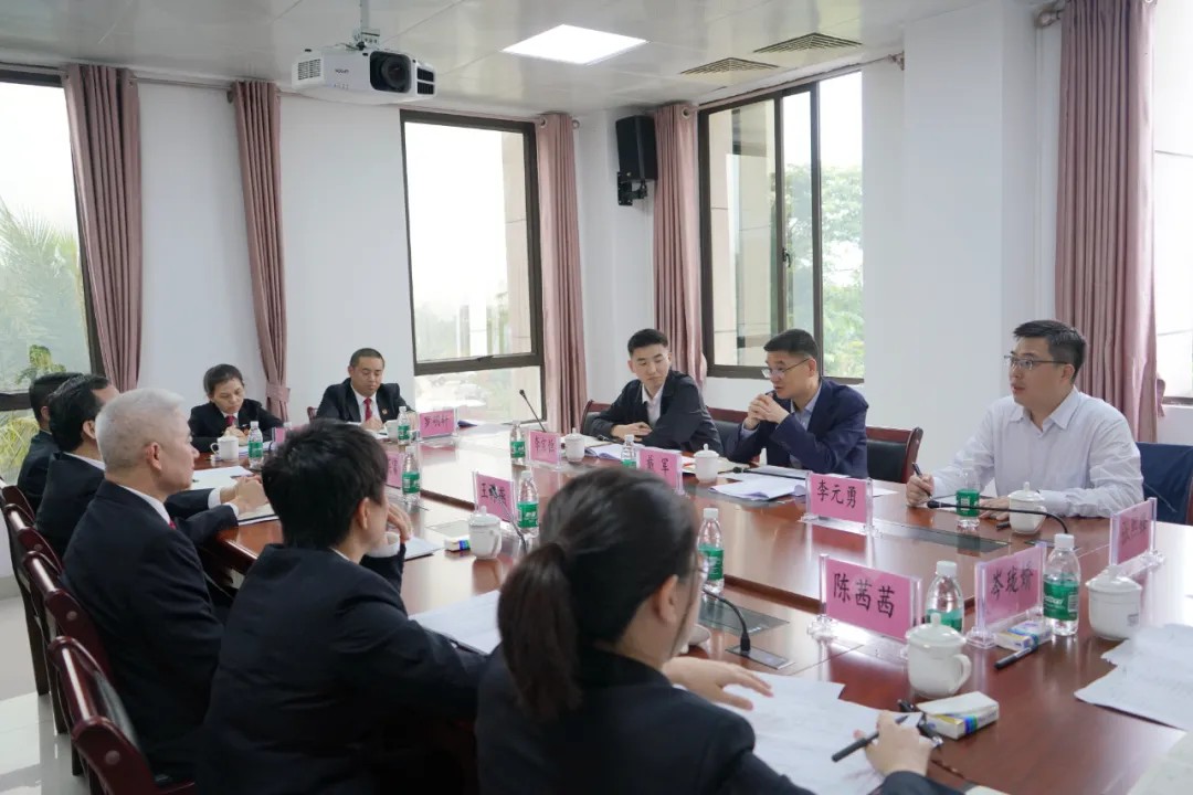 戴军院长在法庭调研时强调：要认真学习贯彻党的二十届四中全会精神，以严格公正司法服务保障“十五五”目标任务落实落细