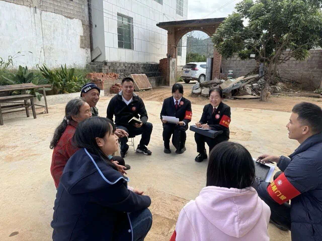 绿小法护航・守护朝夕丨元谋“敲门嫂”带“绿小法”串门 专治..