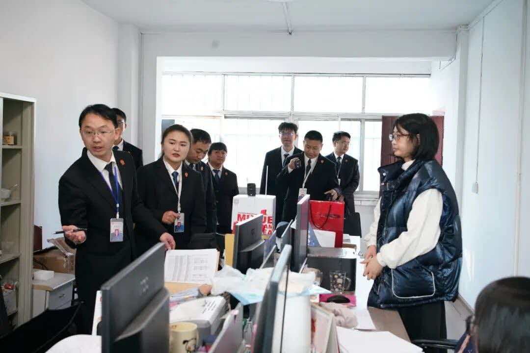 邓海承：把纸上权益，交到群众手里