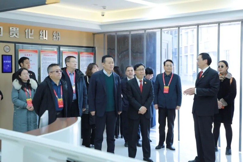 徐州中院在泉山区开展联络活动